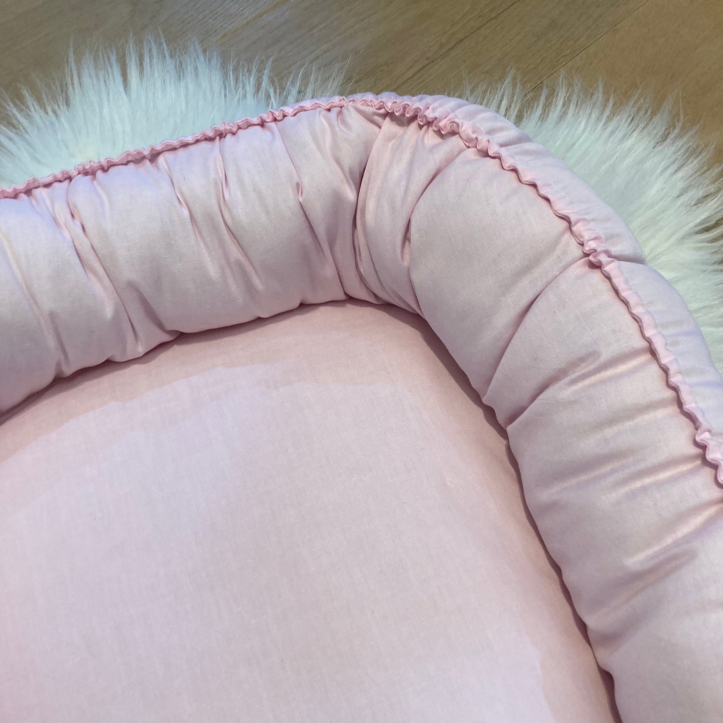 Babynestje Classic love lichtroze