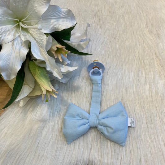 Speenstrikje Classic love lichtblauw