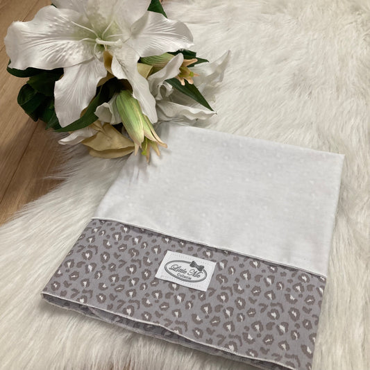 Laken Blush Panter grijs