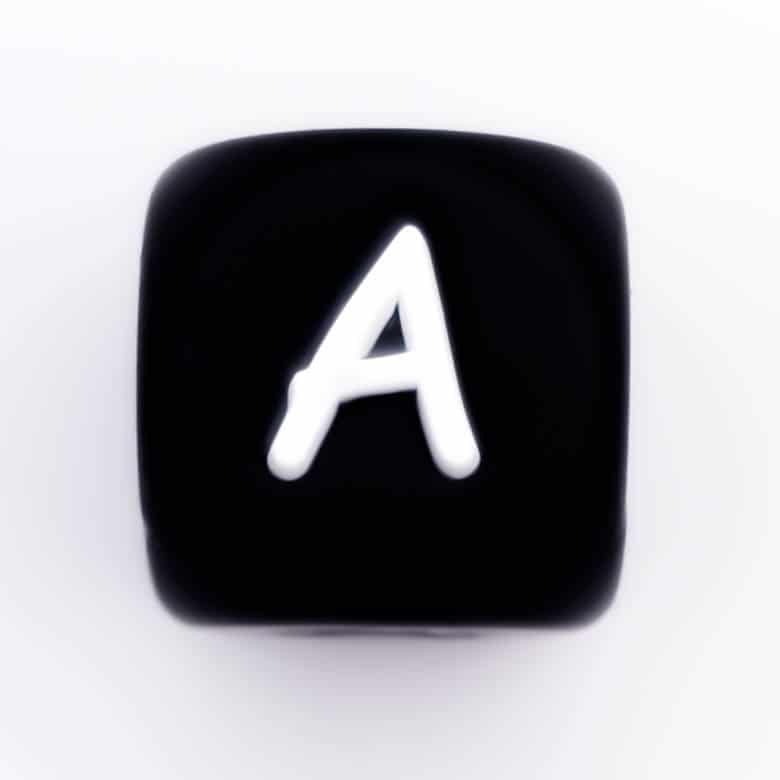 Siliconen Letterkralen Wit 12 mm Vierkant Per Stuk zwart