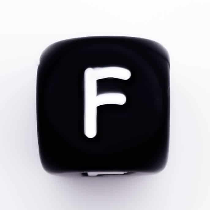 Siliconen Letterkralen Wit 12 mm Vierkant Per Stuk zwart